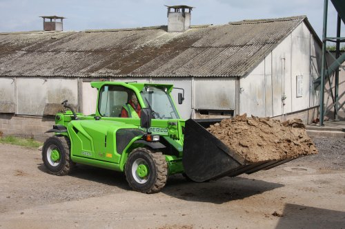 merlo-25-6-2-jpg_8.jpg